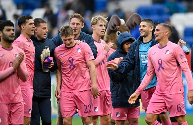 nach Spielende: Schlussjubel, Freude, Glueck, Jubel Grischa Proemel TSG 1899 Hoffenheim (06) Alexander Prass TSG 1899 Hoffenheim (22) Andrej Kramaric TSG 1899 Hoffenheim (27) Ozan Kabak TSG 1899 Hoffenheim (05) Max Moerstedt TSG 1899 Hoffenheim (33) TSG 1899 Hoffenheim vs 1. FC Heidenheim 1846 FCH 25.10.2025 DFL REGULATIONS PROHIBIT ANY USE OF PHOTOGRAPHS AS IMAGE SEQUENCES AND OR QUASI-VIDEO TSG 1899 Hoffenheim vs 1. FC Heidenheim 1846 FCH