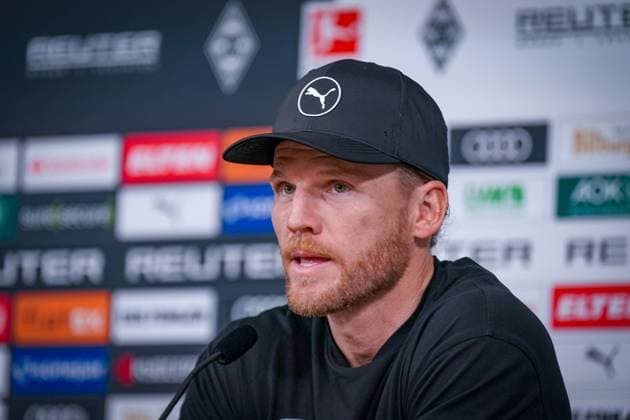 Deutschland: Fussball Bundesliga 2025 26, 8. Spieltag - Borussia Mönchengladbach vs FC Bayern München - Borussia-Park (Mönchengladbach): Trainer Eugen Polanski (Borussia Mönchengladbach) Pressekonferenz, Medien Mönchengladbach Nordrhein-Westfalen Deutschland Copyright: xJOERANxSTEINSIEKx