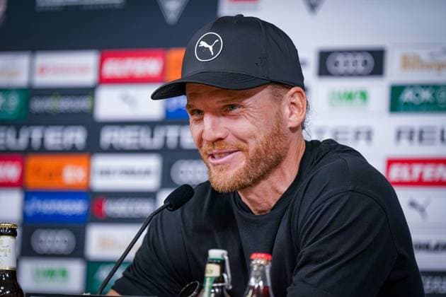 Deutschland: Fussball Bundesliga 2025 26, 8. Spieltag - Borussia Mönchengladbach vs FC Bayern München - Borussia-Park (Mönchengladbach): Trainer Eugen Polanski (Borussia Mönchengladbach) Pressekonferenz, Medien Mönchengladbach Nordrhein-Westfalen Deutschland Copyright: xJOERANxSTEINSIEKx