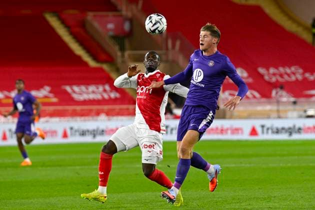 FOOTBALL : AS Monaco VS Toulouse FC - Ligue 1 McDonald s - 25 10 2025 Charlie Cresswell (TFC) Folarin Balogun (ASM) - Ligue 1 McDonald s match between AS Monaco and Toulouse FC on October 25, 2025 at the Louis II Stadium in Monaco. MonacoMonaco  Copyright: xWilliamxCannarellax