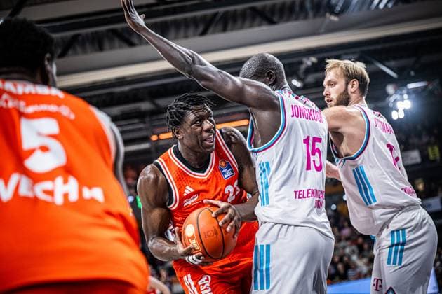 1. Basketball Bundesliga, easyCredit BBL, Saison 2025 2026, Herren, Hauptrunde, 5. Spieltag, 25.10.2025, RASTA Vechta - Telekom Baskets Bonn Malcolm Dandridge ( 23 - RASTA Vechta) in Aktion Vechta RASTA Dome Niedersachsen Deutschland