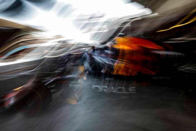 F1 - MEXICO CITY GRAND PRIX 2025 01 VERSTAPPEN Max (nld), Red Bull Racing RB21, action during the 2025 Formula 1 Mexico City Grand Prix, 20th round of the 2025 FIA Formula One World Championship, WM, Weltmeisterschaft from October 24 to 26, 2025 on the Autodromo Hermanos Rodriguez, in Mexico City, Mexico - Mexico CityMexico  Copyright: xJavierxJimenezx