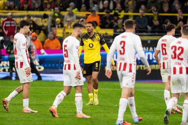 GER, 1. FBL, Borussia Dortmund vs 1.FC Köln 25.10.2025, Signal Iduna Park, Dortmund, GER, 1. FBL, Borussia Dortmund vs 1.FC Köln im Bild: Felix Nmecha (Borussia Dortmund, 8)