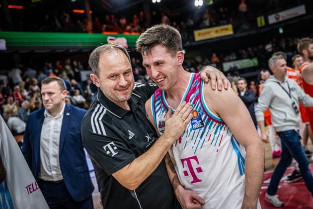 1. Basketball Bundesliga, easyCredit BBL, Saison 2025 2026, Herren, Hauptrunde, 5. Spieltag, 25.10.2025, RASTA Vechta - Telekom Baskets Bonn Grayson Murphy ( 7 - Telekom Baskets Bonn) nach der Partie Vechta RASTA Dome Niedersachsen Deutschland