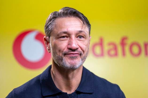 25.10.2025: Fußball: Borussia Dortmund - 1. FC Köln, 8. Spieltag im Signal-Iduna-Park. Trainer Niko Kovac (Borussia Dortmund) reagiert. WICHTIGER HINWEIS: Gemäß den Vorgaben der DFL und des DFB ist es untersagt, in dem Stadion und oder vom Spiel angefertigte Fotoaufnahmen in Form von Sequenzbildern und oder videoähnlichen Fotostrecken zu verwerten bzw. verwerten zu lassen. Copyright: xDavidxInderliedx