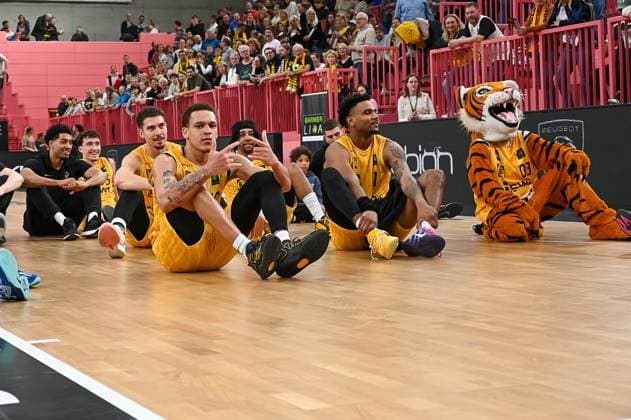 Isaiah Sanders (Tigers Tuebingen, 10) GER, Tigers Tuebingen vs. SBB Baskets Wolmirstedt, Basketball, Herren, Pro A, 2. Barmer Basketball Bundesliga, Saison 2025 2026, 25.10.2025 GER, Tigers Tuebingen vs. SBB Baskets Wolmirstedt, Basketball, Herren, Pro A, 2. Barmer Basketball Bundesliga, Saison 2025 2026, 25.10.2025 Tuebingen Copyright: xEibner-Pressefoto NicolasxWoernx EP_NWN
