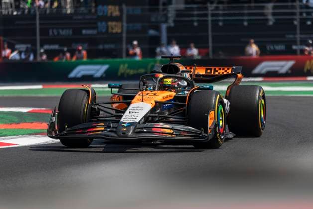 Formula?1 Gran?Premio?de?la?Ciudad?de? México?2025 Alexis Perrin OVERTAKE MAXPPP - Mexico?City 25 10 2025 81 PIASTRI Oscar (aus), McLaren F1 Team, action at the Formula?1 Gran?Premio?de?la?Ciudad?de?México?2025, the 20th round of the 2025 FIA Formula?1 World Championship, WM, Weltmeisterschaft at the Autódromo?Hermanos?Rodríguez in Mexico?City, Mexico, from 23 to 26 October 2025 Mexico?City Autódromo Hermanos Rodríguez Mexico  Copyright: xOVERTAKE MAXPPPxAlexisxPerrinx OVT202510253234 OVT202510253234