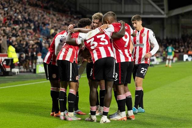 Premier League Brentford v Liverpool Kevin Schade of Brentford scores and celebrates 2-0 during the Premier League match Brentford vs Liverpool at The Gtech Community Stadium, London, United Kingdom, 25th October 2025 (Photo by Ian Stephen News Images) Copyright: xIanxStephen NewsxImagesx