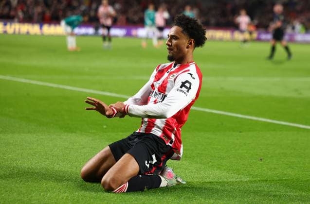 London, England, 25th October 2025. Kevin Schade of Brentford celebrates after scoring to make it 2-0 during the Brentford vs Liverpool Premier League match at Gtech Community Stadium, London. Picture credit should read: Paul Terry Sportimage EDITORIAL USE ONLY. No use with unauthorised audio, video, data, fixture lists, club league logos or live services. Online in-match use limited to 120 images, no video emulation. No use in betting, games or single club league player publications. SPI_015_PT_Brentford_Liverrpool SPI-4238-0015