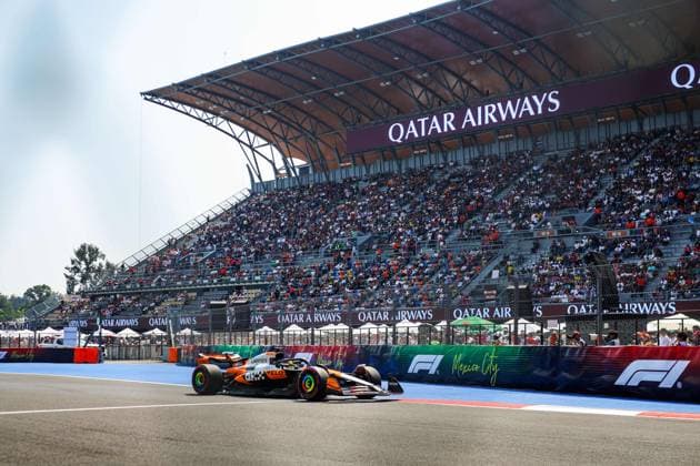 F1 - MEXICO CITY GRAND PRIX 2025 81 PIASTRI Oscar (aus), McLaren F1 Team MCL39, action during the 2025 Formula 1 Mexico City Grand Prix, 20th round of the 2025 FIA Formula One World Championship, WM, Weltmeisterschaft from October 24 to 26, 2025 on the Autodromo Hermanos Rodriguez, in Mexico City, Mexico - Mexico CityMexico  Copyright: xFLORENTxGOODENx