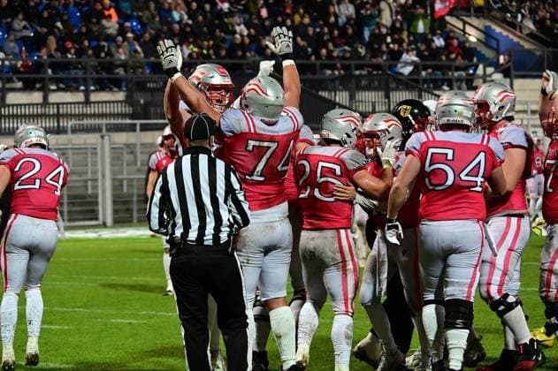 25.10.2025 xkhx Krefeld Grotenburg-Stadion American-Football-Europameisterschaft 2025 Deutschland - Österreich Jubel bei der Mannschaft von Österreich