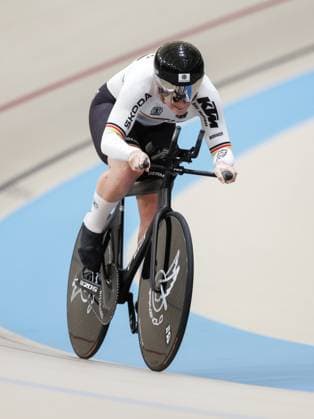 2025 Tissot UCI Track World Championships Picture by Alex Whitehead SWpix.com - 25 10 2025 - Cycling - 2025 Tissot UCI Track World Championships - Velodromo PenalolÃ n, Santiago, Chile - Women™s 1km Time Trial - Final - Pauline Sophie Grabosch (Germany) Copyright: x xSWpix.comx(t axPhotographyxHubxLtd)xAlexxWhitehead SWpix.comx SWP-3030-11539