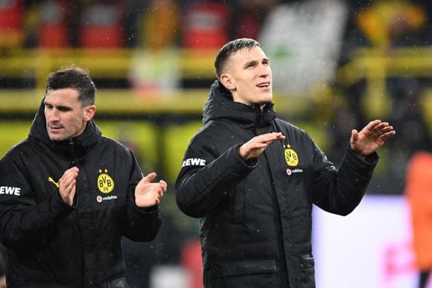Schlussjubel, Jubel nach Spielende, Jubel, jubeln, Freude, cheers, Pascal GROSS (Groß, DO) und Nico SCHLOTTERBECK (DO) Fussball 1. Bundesliga, 8.Spieltag, matchday8, Borussia Dortmund (DO) - 1. FC Koeln (K) 1-0 am 25.10.2025 in Dortmund Deutschland. UEFA regulations prohibit any use of photographs as image sequences and or quasi-video Â