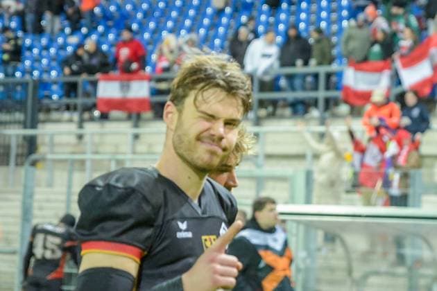 Louis Geyer (Team Germany, 07), Team Austria vs Team Germany, American Football, European Championship, EM, Europameisterschaft Semifinal, Season 2025, 25.10.2025, Krefeld Grotenburg Stadion Germany Copyright: xFootxBowl JUSTxSHOTSx