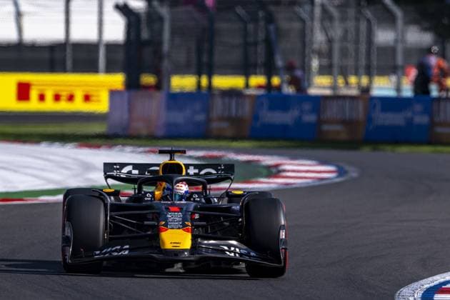 Max Verstappen driving Red Bull Racing RB21 during qualifying ahead of the F1 Grand Prix of Mexico at Autodromo Hermanos Rodriguez on October 25, 2025 in Mexico City, Mexico. Copyright: xRichardxCallis SPPx Sportspressphoto_SPR51469
