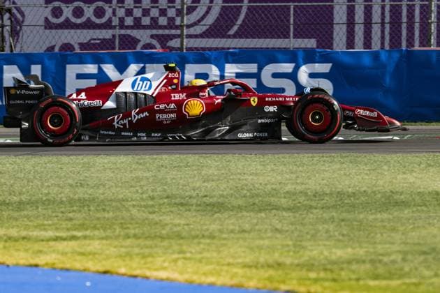 Lewis Hamilton driving Ferrari SF-25 during qualifying ahead of the F1 Grand Prix of Mexico at Autodromo Hermanos Rodriguez on October 25, 2025 in Mexico City, Mexico. Copyright: xRichardxCallis SPPx Sportspressphoto_SPR51522