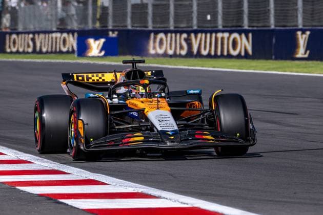 Oscar Piastri driving McLaren MCL39 during qualifying ahead of the F1 Grand Prix of Mexico at Autodromo Hermanos Rodriguez on October 25, 2025 in Mexico City, Mexico. Copyright: xRichardxCallis SPPx Sportspressphoto_SPR51526