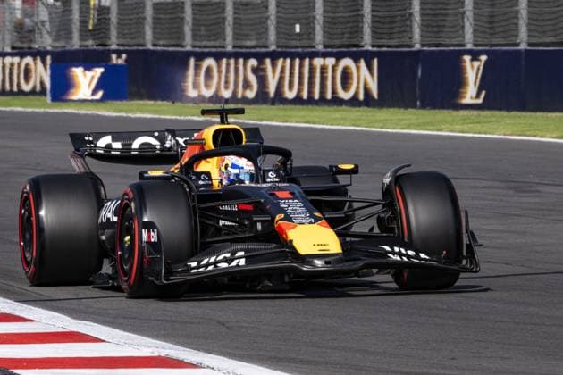 Max Verstappen driving Red Bull Racing RB21 during qualifying ahead of the F1 Grand Prix of Mexico at Autodromo Hermanos Rodriguez on October 25, 2025 in Mexico City, Mexico. Copyright: xRichardxCallis SPPx Sportspressphoto_SPR51511