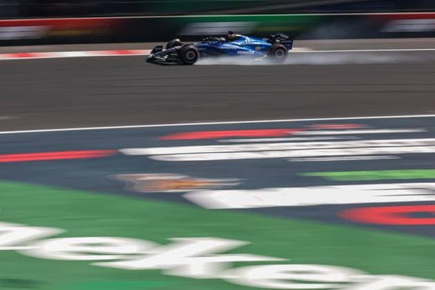 (251026) -- MEXICO CITY, Oct. 26, 2025 -- Williams s Thai driver Alex Albon competes during the practice session of the 2025 Formula One Mexico City Grand Prix at the Hermanos Rodriguez Circuit in Mexico City, Mexico, Oct. 25, 2025. (Photo by Xinhua) (SP)MEXICO-MEXICO CITY-F1-GRAND PRIX-PRACTICE SESSIONS SongxHaiyuan 