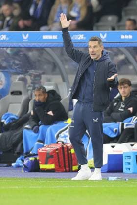 BERLIN, DEUTSCHLAND - OCTOBER 25: Trainer Stefan Leitl (Hertha BSC) gives instructions and shouts calls, during the Bundesliga match between Hertha BSC - Fortuna Düsseldorf at Olympiastadion on matchday 10 of the 2. Bundesliga on October 25, 2025 in Berlin, Deutschland. DFL REGULATIONS PROHIBIT ANY USE OF PHOTOGRAPHS AS IMAGE SEQUENCES AND OR QUASI-VIDEO. Berlin Deutschland Copyright: xBEAUTIFULxSPORTS Frankex