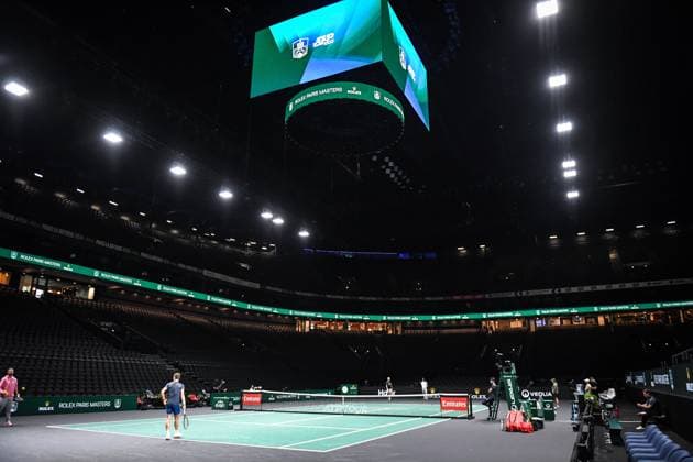 October 26, 2025, Nanterre, France, France: General view during the Rolex Paris Masters 1000 tennis tournament at Paris La Defense Arena on October 26, 2025 in Nanterre near Paris, France. Nanterre France - ZUMAm308 20251026_zsp_m308_002 Copyright: xMatthieuxMirvillex