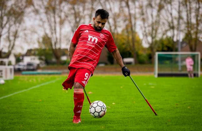 Düsseldorf, Germany. 25h Oct 2025. Obaid Yaseni (F95) Fortuna Düsseldorf - BFC Preussen Berlin Deutsche Amputierten Meisterschaft 25.10.2025