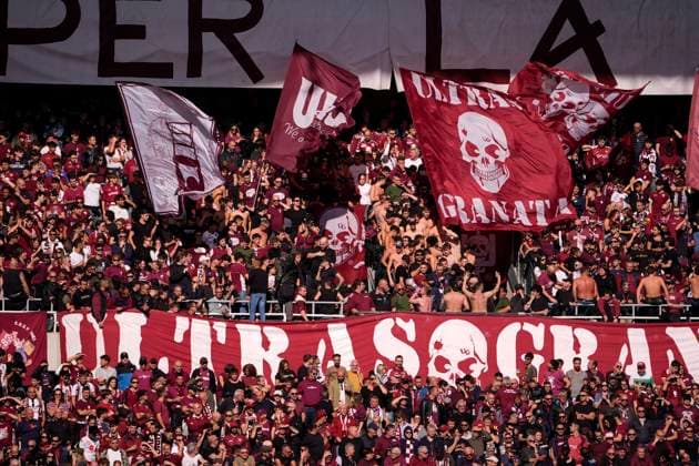 torino supporter during the Serie A soccer match between Torino Fc and Genoa at the Stadio Olimpico Grande Torino in Turin, north west Italy - October 26, 2025. - Soccer  Copyright: xFabioxFerrari LaPressex