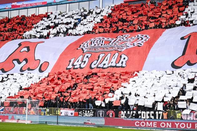 Antwerp s supporters pictured at the start of a soccer match between Royal Antwerp FC and Club Brugge, Sunday 26 October 2025 in Antwerp, on day 12 of the 2025-2026 Jupiler Pro League first division of the Belgian championship. TOM GOYVAERTS TomxGoyvaerts  x138002619x