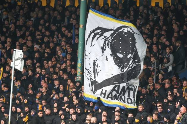 26.10.2025, xtgx, Fussball 2. Bundesliga, Eintracht Braunschweig - Hannover 96 v.l. Symbolfoto, Symbolbild, Symbol Fahne Banner Anti Hannoi (DFL DFB REGULATIONS PROHIBIT ANY USE OF PHOTOGRAPHS as IMAGE SEQUENCES and or QUASI-VIDEO) Braunschweig