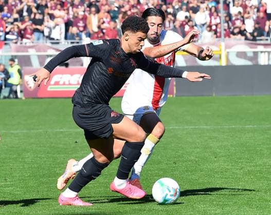 October 26, 2025, Turin: Torino s Che Adams in action during the Italian Serie A soccer match Torino FC vs Genoa FC at the Olimpico Grande Torino Stadium in Turin, Italy, 26 October 2025 ANSA ALESSANDRO DI MARCO. Serie A: Torino Vs Genoa  - ZUMAa110 20251026_zaf_a110_020 Copyright: xAlessandroxDixMarcox
