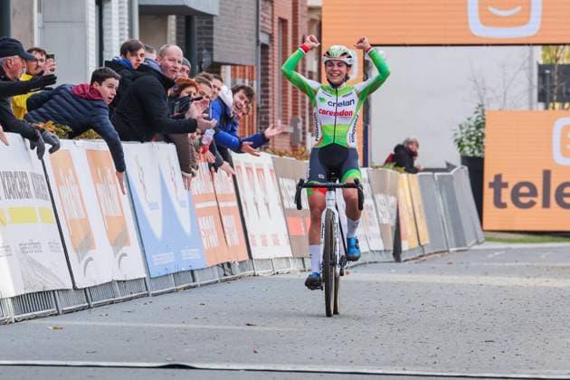 Telenet Superprestige Overijse OVERIJSE, BELGIUM - OCTOBER 26 : Casasola Sara (ITA) of Crelan - Corendon celebrating her victory during the Telenet Superprstige Overijse cyclorcross pictured on October 26, 2025 in Overijse, Belgium, 26 10 2025 Overijse Belgium  Copyright: xGbax