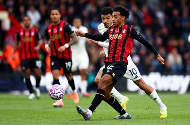 Tyler Adams of AFC Bournemouth. AFC Bournemouth v Nottingham Forest, Premier League, Football, Vitality Stadium, Bournemouth, UK - 26 Oct 2025Bournemouth Vitality Stadium United Kingdom EDITORIAL USE ONLY No use with unauthorised audio, video, data, fixture lists, club league logos or live services. Online in-match use limited to 120 images, no video emulation. No use in betting, games or single club league player publications. Copyright: xJamesxMarsh Shutterstockx 15593453y
