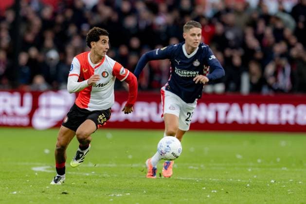 ROTTERDAM , 26-10-2025 , Stadium Feijenoord De Kuip , season 2025 2026 , Dutch Eredivisie football , match between Feyenoord and PSV , Feyenoord - PSV  x31699291x Copyright: