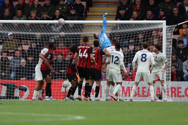 Football - 2025 2026 Premier League - AFC Bournemouth vs Nottingham Forest - Vitality Stadium - Sunday 26th October 2025 COLORSPORT Shaun Boggust 