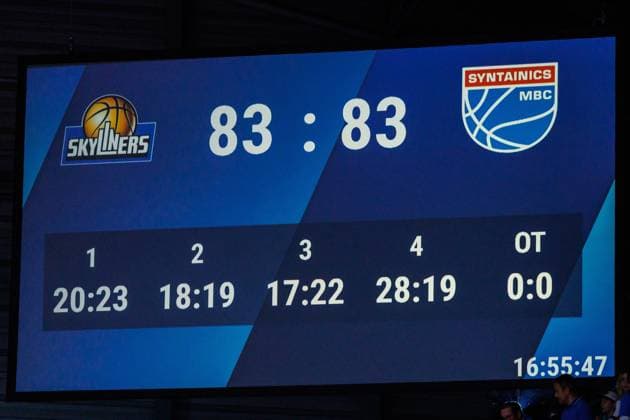 easycredit BBL, Frankfurt Skyliners - Syntainics MBC, 26.10.2025 Frankfurt schafft den Ausgleich 5 Sekunden vor Schluss und rettet sich in die Overtime Spiel der easycredit BBL easycredit BBL, Frankfurt Skyliners - Syntainics MBC; am 5. Spieltag der Saison 25 26 in der Süwag Energie ARENA am 26.10.2025 Copyright: xBEAUTIFULxSPORTS Hahnex