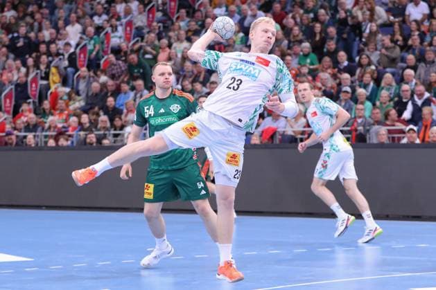 26.10.2025, xgox, Handball - Daikin HBL, TSV Hannover-Burgdorf - SC Magdeburg emspor, v.l. Magnus Saugstrup (Magdeburg, 23) wirft Tor, Torschuetze, erzielt Tor, Treffer, scores the goal Hannover