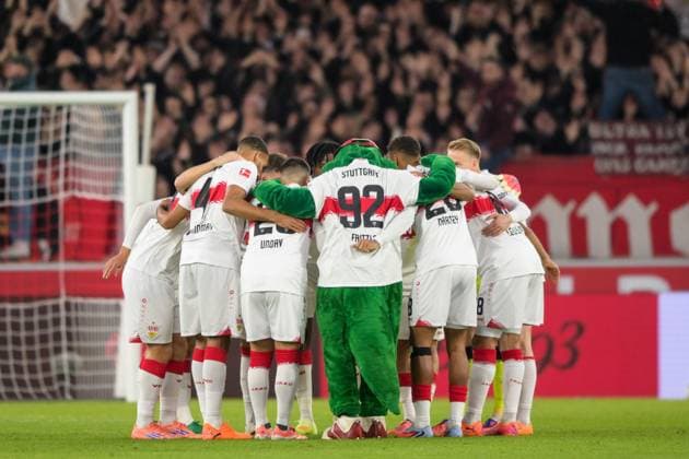 Fußball, 1. Bundesliga, 20251026, VfB Stuttgart - 1. FSV Mainz 05. Im Bild Stuttgart schwört sich ein. Stuttgart MHP Arena Baden Württemberg Deutschland Copyright: Passion2Press MarkusxFischerx