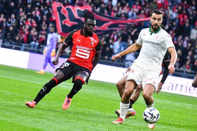 FOOTBALL : Stade Rennais vs OGC Nice - Ligue 1 - JournÃ e 9 - 26 10 2025 Alidu Seidu (Stade Rennais) Charles Vanhoutte (OGC Nice) RennesFrance  Copyright: xBaptistexAutissierx