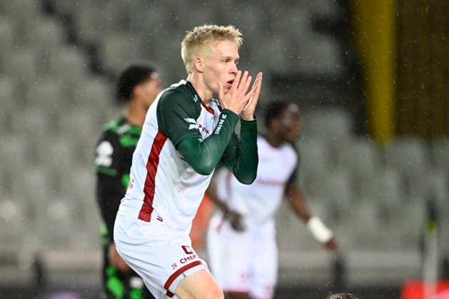 Cercle Brugge v SV Zulte Waregem - Jupiler Pro League BRUGGE, BELGIUM - OCTOBER 26 : Erenbjerg Jeppe forward of Zulte Waregem looks dejected after missing an opportunity during the Jupiler Pro League match between Cercle Brugge and SV Zulte Waregem on October 26, 2025 in Brugge, Belgium, 26 10 2025 Brugge Belgium  Copyright: xJanxDexMeuleneirx