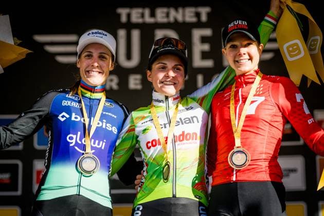 Dutch Lucinda Brand, Italian Sara Casasola and Dutch Aniek Van Alphen pictured on the podium after the women s elite race of the Superprestige race of Overijse, stage 2 (out of 8) in the Superprestige cyclocross competition, in Overijse, Sunday 26 October 2025. JASPERxJACOBS  x138022396x