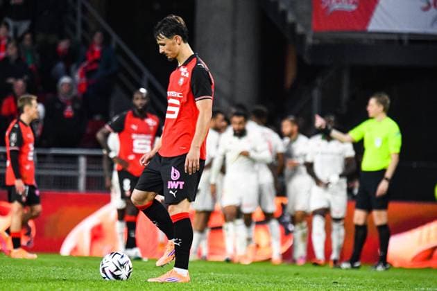 FOOTBALL : Stade Rennais vs OGC Nice - Ligue 1 - JournÃ e 9 - 26 10 2025 DÃ ception des joueurs d Stade Rennais aprÃ s le but de Jonathan Clauss (OGC Nice) RennesFrance  Copyright: xBaptistexAutissierx