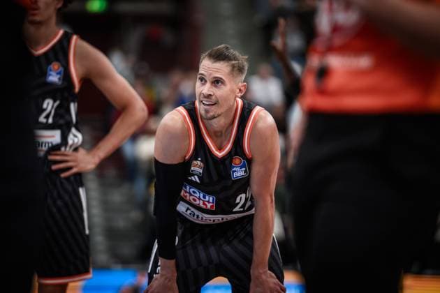 Thomas Klepeisz (ratiopharm Ulm, 22) GER, MHP Riesen Ludwigsburg vs. ratiopharm Ulm, easycredit BBL, Basketball, Bundesliga, 5. Spieltag, Spielzeit 2025 2026, 26.10.2025 GER, MHP Riesen Ludwigsburg vs. ratiopharm Ulm, easycredit BBL, Basketball, Bundesliga, 5. Spieltag, Spielzeit 2025 2026, 26.10.2025 Ludwigsburg Copyright: xSandyxDinkelackerx EP_SDR