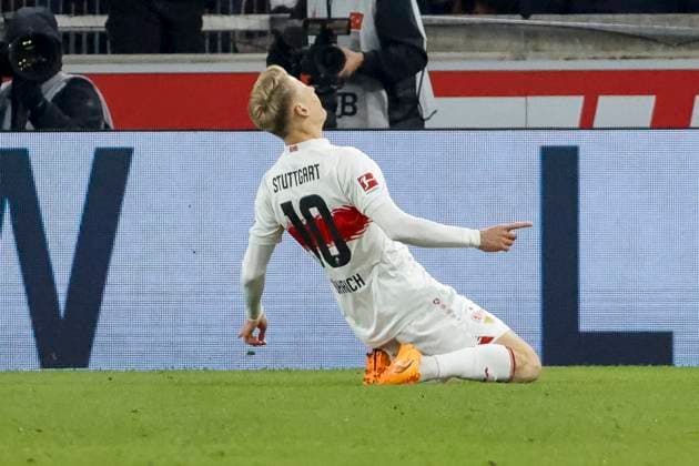 Torjubel VfB Stuttgart beim 1:1 durch Chris Führich, Fuhrich (VfB Stuttgart, 10) , Deutschland, Fussball, 1. Bundesliga, 8.Spieltag, 2025 2026, VfB Stuttgart vs. 1.FSV Mainz 05, 26.10.2025, MHP Arena, Stuttgart, Deutschland Stuttgart MHP Arena Baden-Württemberg Deutschland Copyright: xGrantxHubbsx