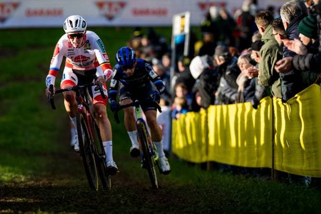 Belgian Michael Vanthourenhout and Dutch Lars Van Der Haar pictured in action during the men s elite race of the Superprestige race of Overijse, stage 2 (out of 8) in the Superprestige cyclocross competition, in Overijse, Sunday 26 October 2025. JASPERxJACOBS  x138022720x