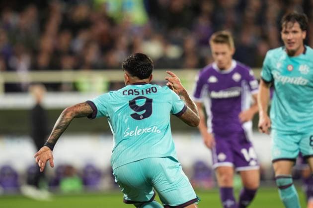 Bologna s Santiago Castro celebrates after scoring the 0-1 goal for his team during the Serie A soccer match between Fiorentina and Bologna at the Artemio Franchi Stadium in Florence, north Italy - Sunday, October 26, 2025 -  Copyright: xMassimoxPaolone LaPressex