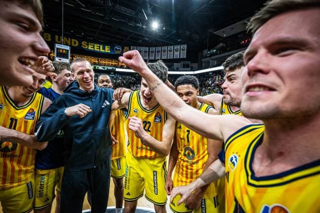 Basketball Berlin 26.10.2025 Saison 2025 2026 easyCredit BBL 1. Bundesliga Männer, Herren Alba Berlin - FC Bayern München Basketball Jubel Alba