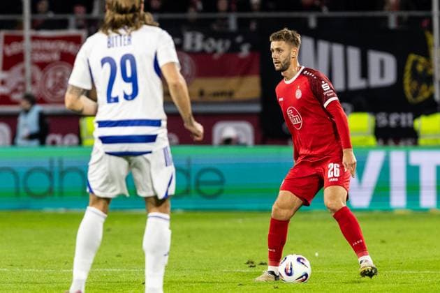 3.Liga: MSV Duisburg - Rot-Weiss Essen; 26.10.2025 Torben Müsel (Rot-Weiss Essen, 26) 3.Liga: MSV Duisburg - Rot-Weiss Essen; Schauinsland-Reisen-Arena, Duisburg; 26.10.2025 DFL regulations prohibit any use of photographs as image sequences and or quasi video. Copyright: xBEAUTIFULxSPORTS Buriakovx