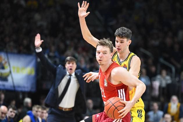 Justus Hollatz (FC Bayern Muenchen, 21) GER, Alba Berlin gegen FC Bayern Muenchen, Basketball, easyCredit Basketball League, Saison 2025 2026, 5. Spieltag, 26.10.2025 GER, Alba Berlin gegen FC Bayern Muenchen, Basketball, easyCredit Basketball League, Saison 2025 2026, 5. Spieltag, 26.10.2025 Berlin Copyright: xEibner-Pressefoto RyanxSleimanx EP_RSN