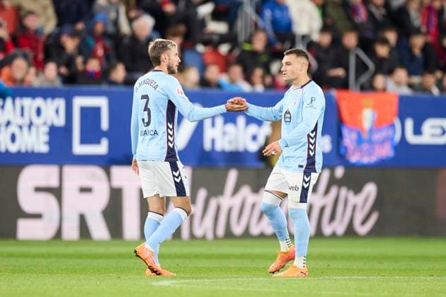 October 26, 2025, Pamplona, Navarra, SPAIN: Ferran Jutgla of RC Celta de Vigo celebrates after scoring the team s second goal during the LaLiga EA Sports match between CA Osasuna and RC Celta de Vigo at El Sadar on October 26, 2025, in Pamplona, Spain. Pamplona SPAIN - ZUMAa181 20251026_zaa_a181_250 Copyright: xRicardoxLarreinax