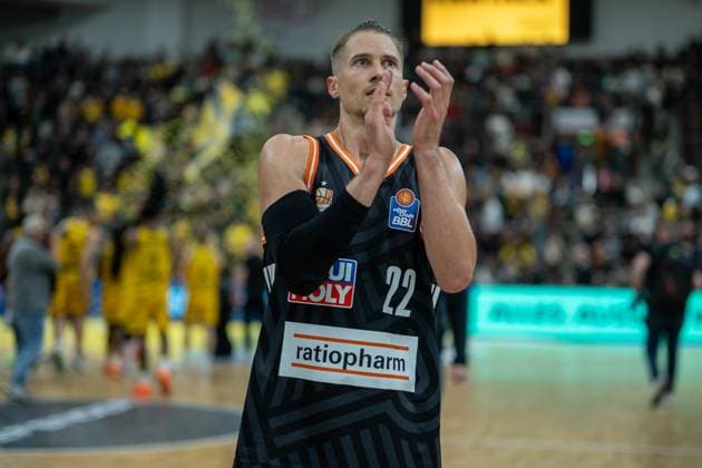 Thomas Klepeisz (ratiopharm ulm, 22), ist enttäuscht enttaeuscht, unzufrieden, GER, MHP RIESEN Ludwigsburg vs. ratiopharm ulm, easycredit BBL, Basketball, Bundesliga, 5. Spieltag, Spielzeit 2025 2026, 26.10.2025, GER, MHP RIESEN Ludwigsburg vs. ratiopharm ulm, easycredit BBL, Basketball, Bundesliga, 5. Spieltag, Spielzeit 2025 2026, 26.10.2025 Ludwigsburg Copyright: xEibner-Pressefoto SaschaxWaltherx EP_EER